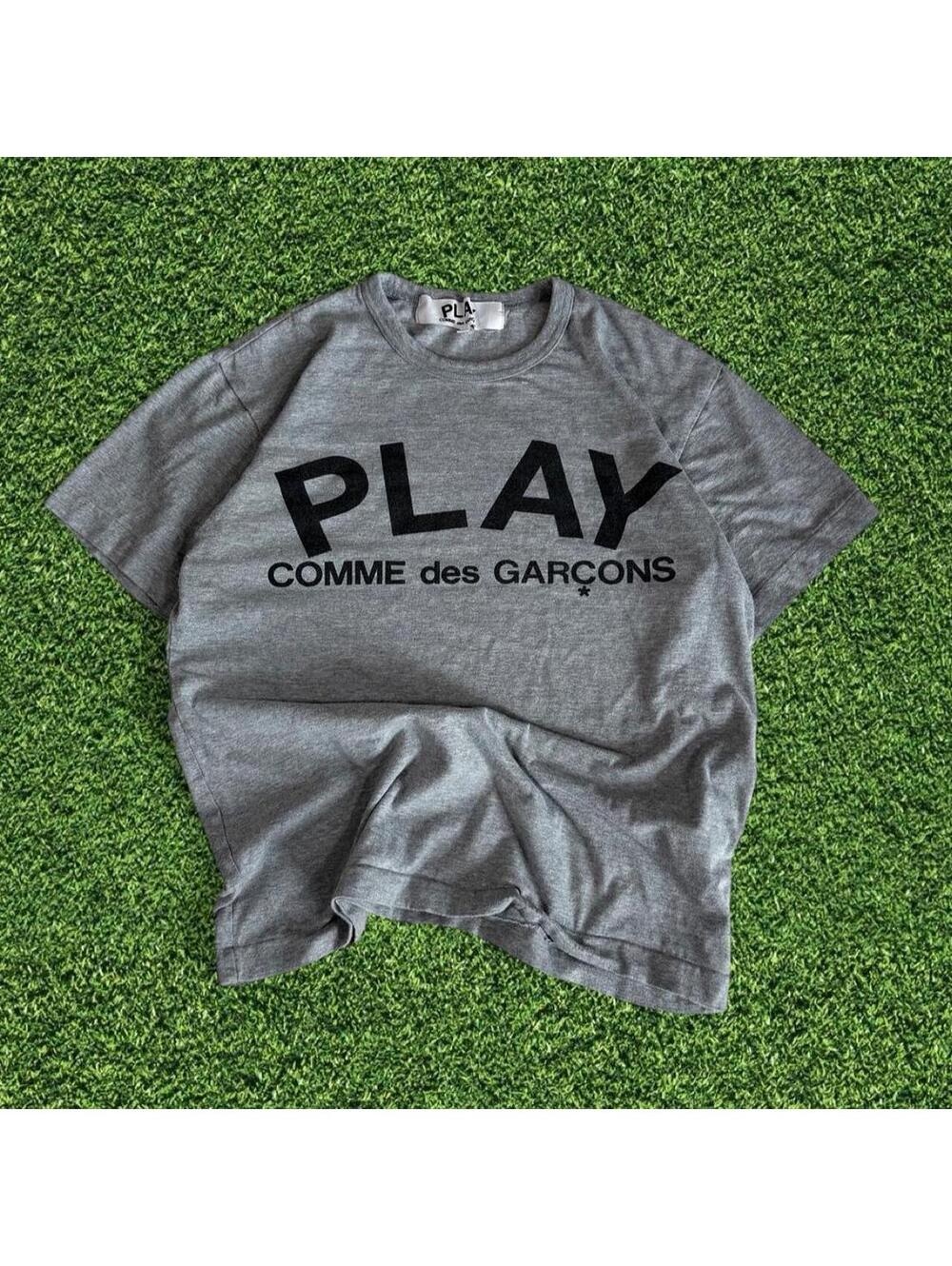 Comme des Garçons PLAY Grey T-Shirt Black Text Size L Fits M